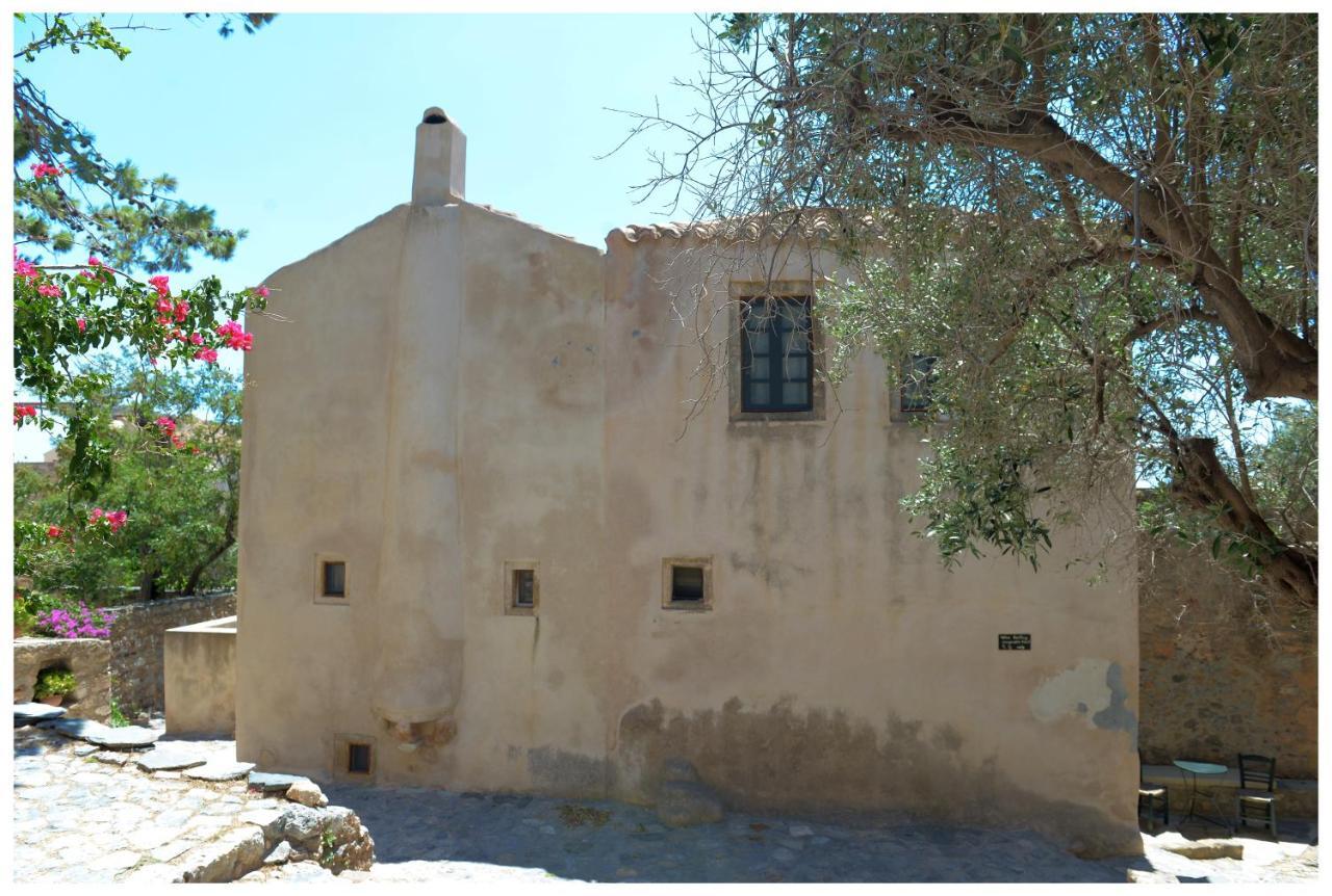 Nefeli Castle Stone House Inside The Fortress Monemvasía Buitenkant foto